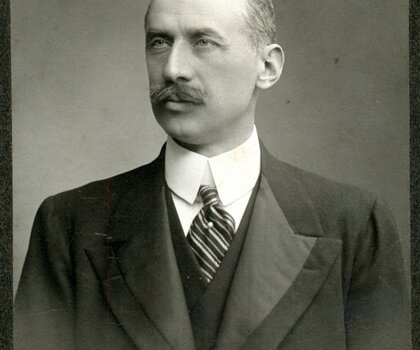 Johann Schönburg-Hartenstein (1864-1937) Johann Schönburg-Hartenstein (1864-1937)