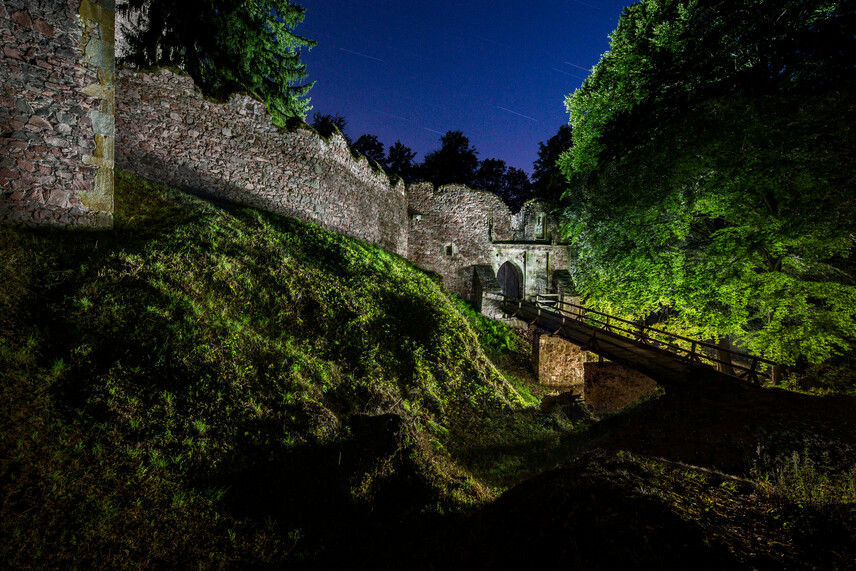 Litice - noční vstupní brána do hradu