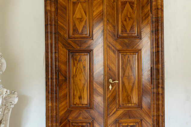 Palác Savarin, restaurované dveře v piano nobile (foto P. Havlík, 2024)