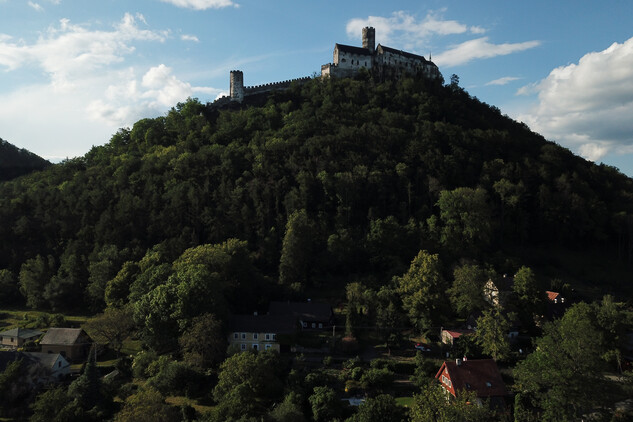 Podvečerní prohlídky s výstupem na hrad Bezděz