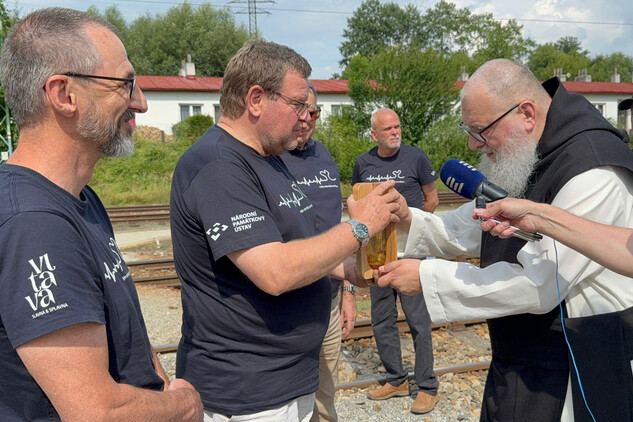 Justin Jan Berka O. Cist., převor vyšebrodského kláštera přebírá štafetu od Karla Ksandra