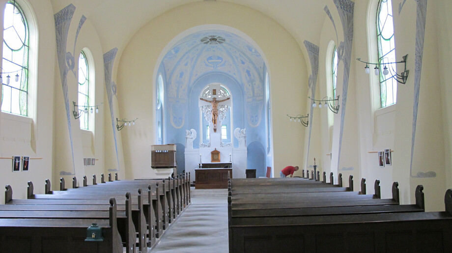 Interiér kostela po celkové obnově (2018)