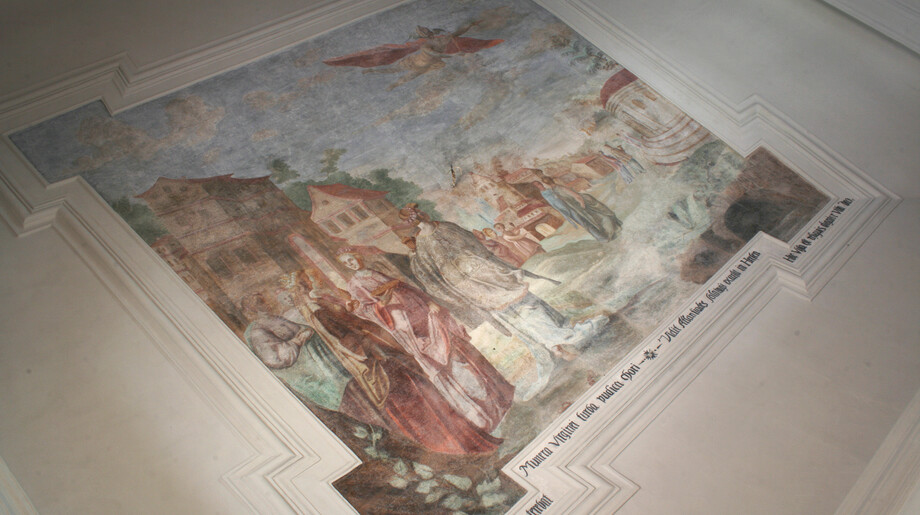 Barokní nástropní malba na zámku v Horažďovicích po restaurování