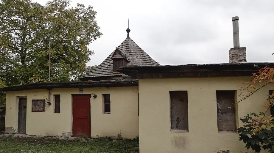 Stav bašty před rekonstrukcí