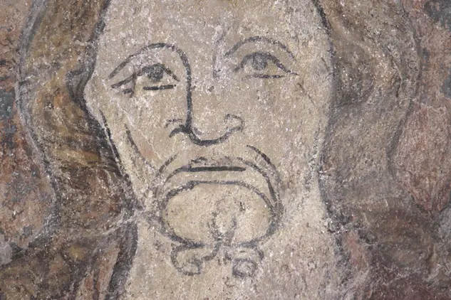 Kostel sv. Kříže v Javorníku po obnově (presbyterium)