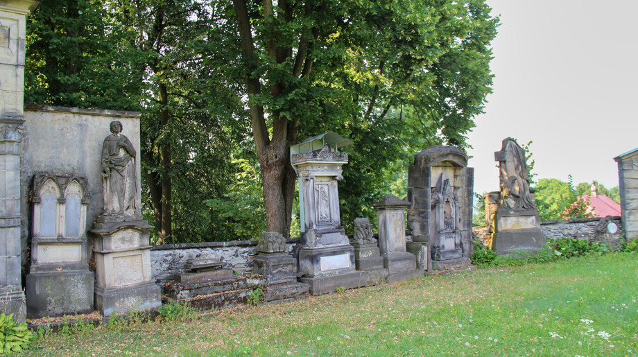 SZ cíp hřbitova, před restaurováním