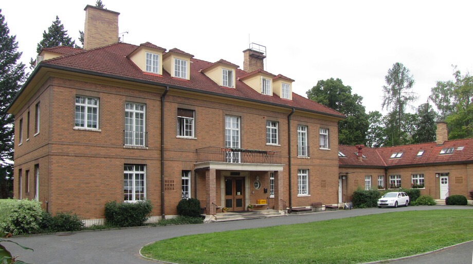 Čiperova vila před obnovou, 2015