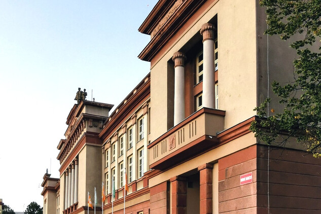 Dům kultury, exteriér