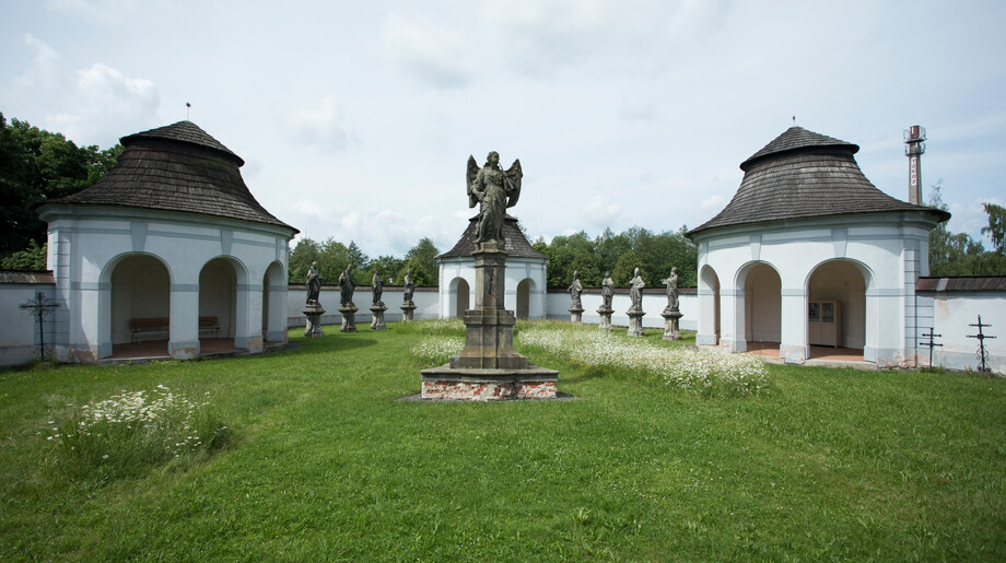 Dolní hřbitov před obnovou, 2022
