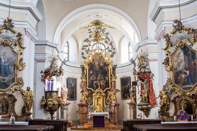 Hlavní oltář po restaurování | © Lucie Herbricková