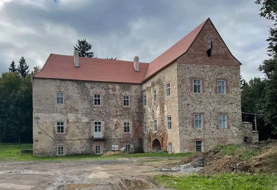 Zámek Zvěstov, 2025