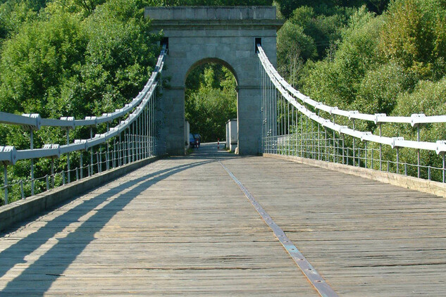 Řetězový most ve Stádlci