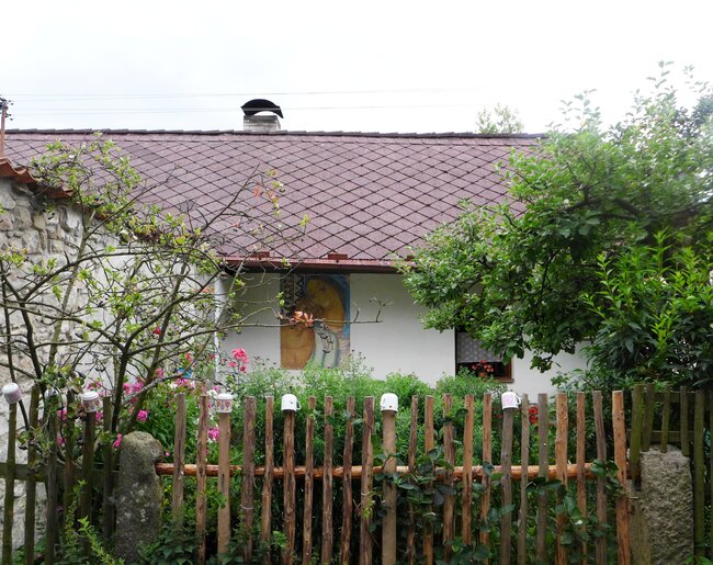 Klatovec, venkovský dům čp. 26 s ateliérem Míly Doleželové a Jiřího Mareše | © Marie Veselá, 2018