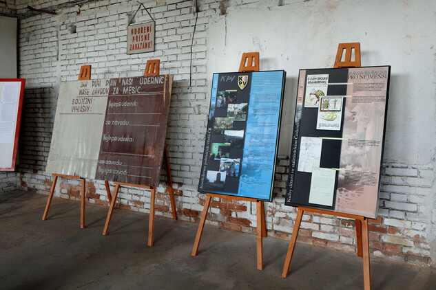 I ve věži se musel plnit plán a údernické hnutí bylo podporováno