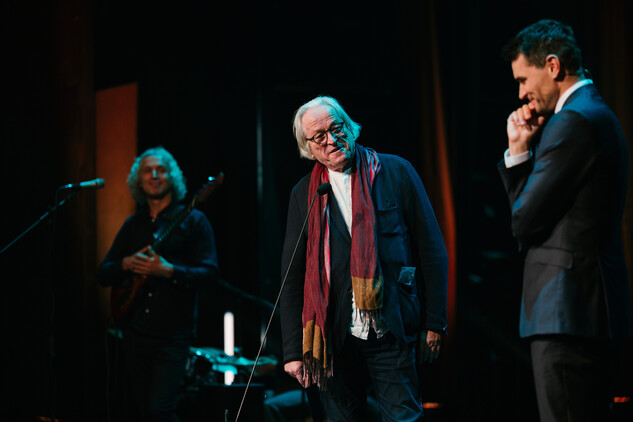 Předávající Ladislav Lábus