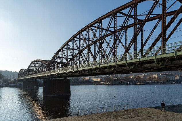 Vyšehradský železniční most, březen 2025