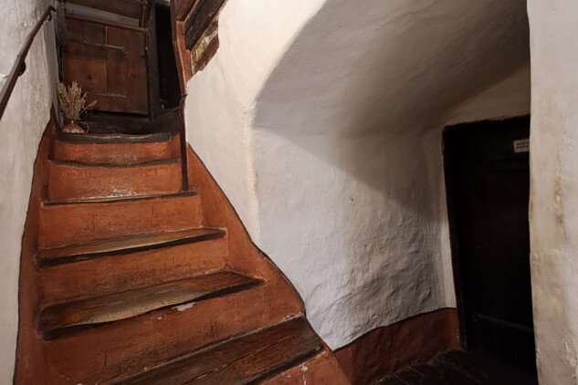 Český Krumlov, Parkán 104, detail schodiště