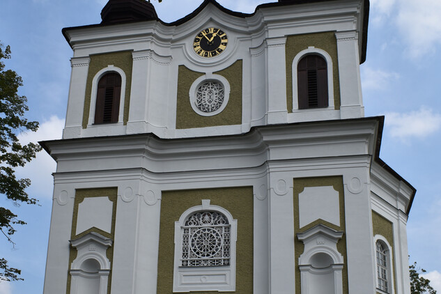 kostel sv. Prokopa v Bezděkově nad Metují