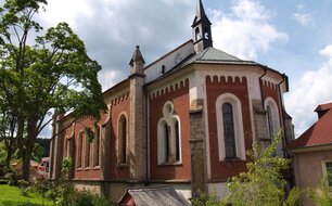 kostel sv. Kateřiny Alexandrijské v Krásně