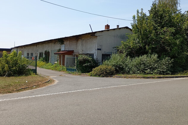 Předchozí stavba na místě dnešního archeologického depozitárního skladu 
