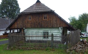 Strašín, venkovský dům po obnově. Foto: Národní památkový ústav