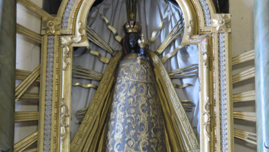 Malý Bor (okr. Klatovy), kostel sv. Máří Magdaleny, socha Černé Panny Marie Loretánské původem z horažďovické lorety, foto: David Tuma, 2025