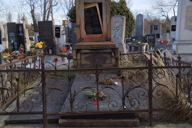 Plzeň, hrobka rodiny Teisslerovy a Leissovy na hřbitově u kostela sv. Jiří. Foto: Národní památkový ústav