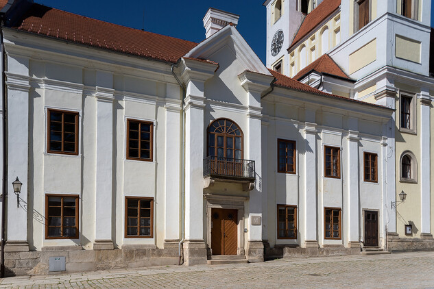 Bývalé jezuitské gymnázium v Telči