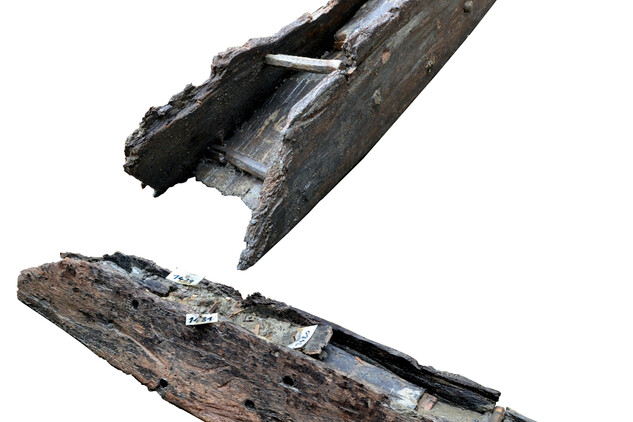 Detail fragmentu mlýnského kola (foto Archaia Brno , úprava Petr Hrubý, Ústav archeologie a muzeologie FF MU)