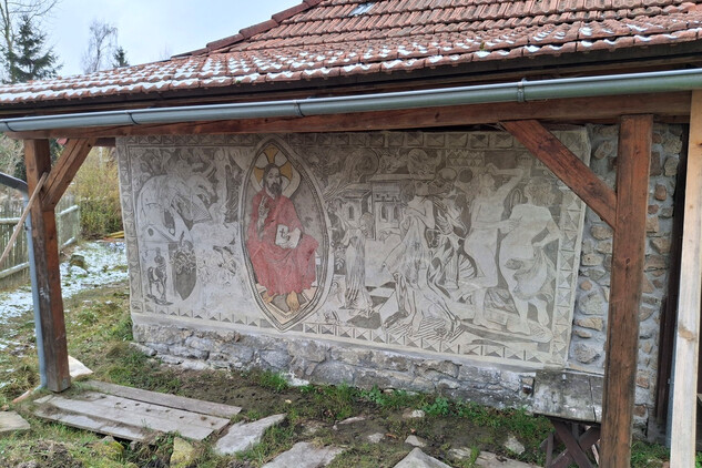 Klatovec, obnova výtvarných děl v exteriéru objektu venkovského domu