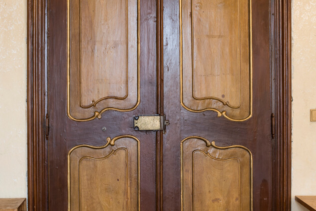 Fara ve Starči, vnitřní dveře – po obnově