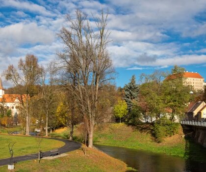 Náměšť nad Oslavou, nábřežní komunikace podél řeky, fotografii poskytlo město Náměšť nad Oslavou