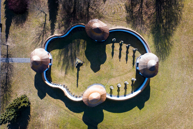 Dolní hřbitov ve Žďáru nad Sázavou po obnově, pohled z dronu, copyright: Pavel Macků