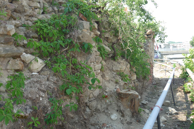 Městské hradby v Třebíči, stav před obnovou