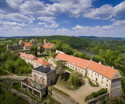 SH Veveří – projekt obnovy Brána čtyř staletí : Jižní brána a Skleníková terasa