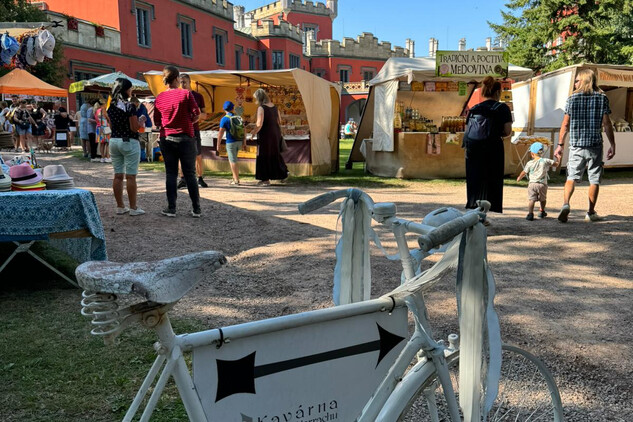 Celodenní slavnost proběhne na Hrádku u Nechanic